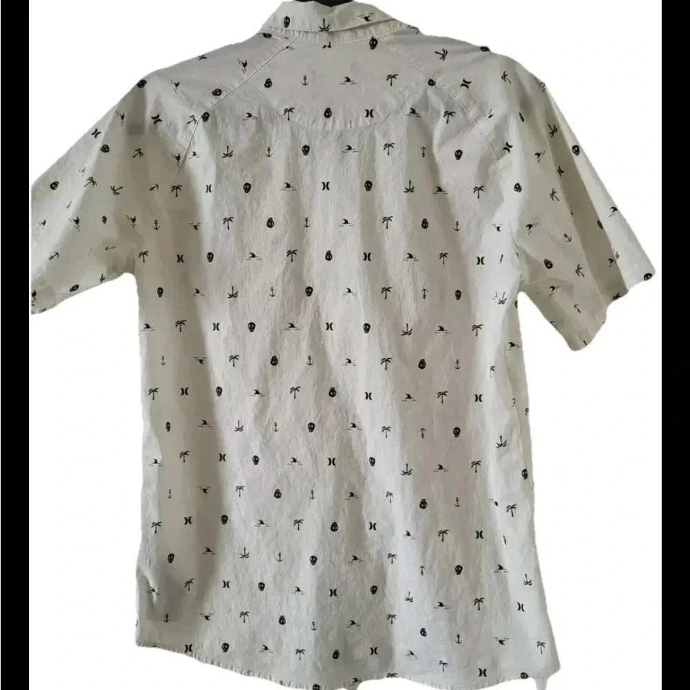 Boys Woven Cotton Collared Button Up Short Sleeve White Skull Island Sundays XL - Picture 3 of 6